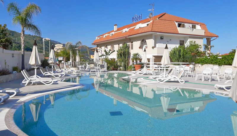 La Praia Hotel